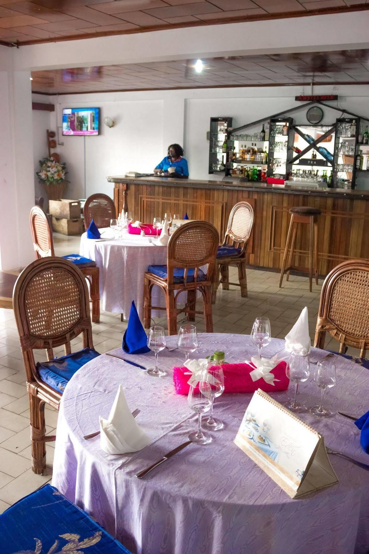 Hotel Azur Yaoundé Exteriér fotografie