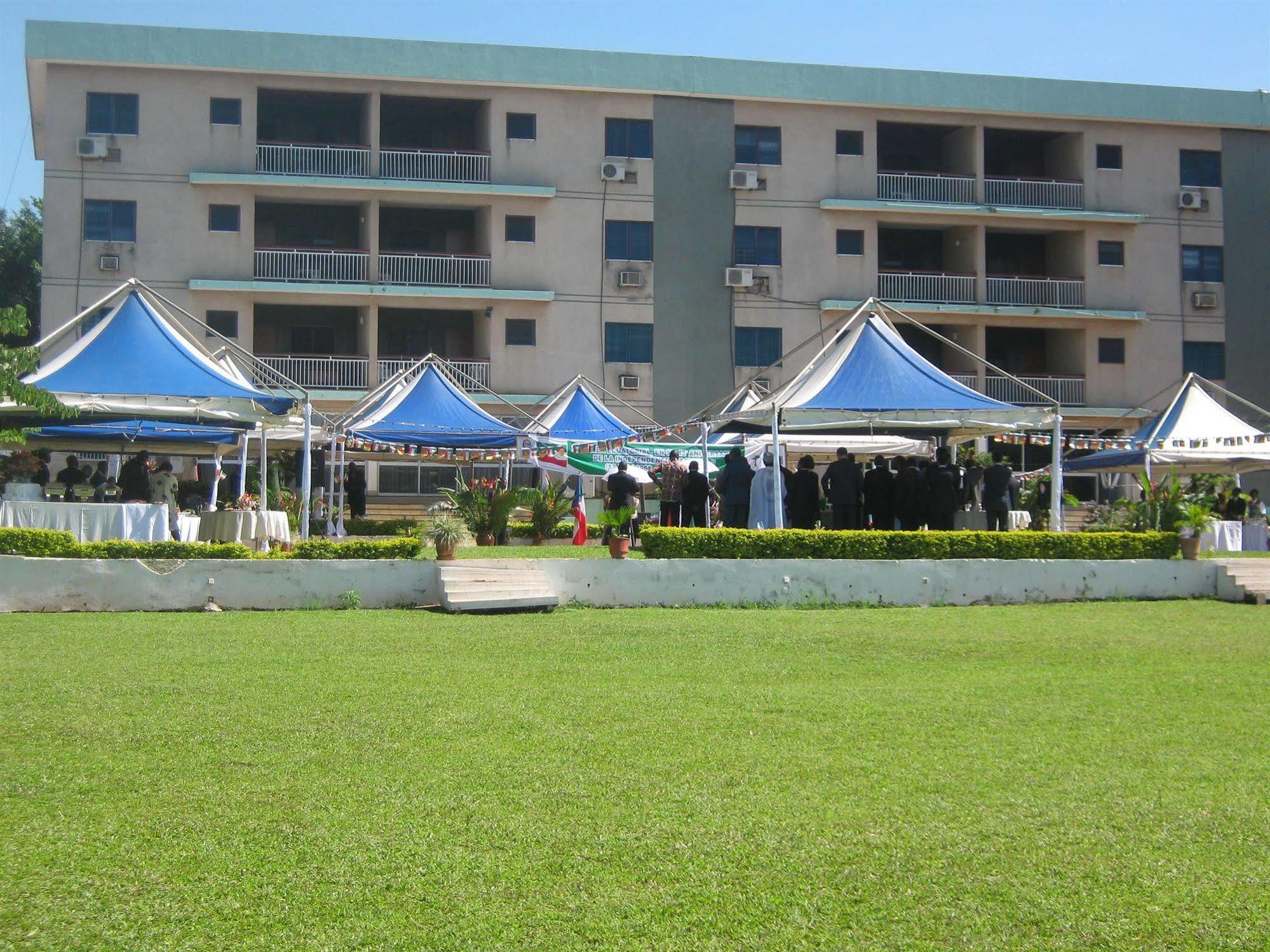 Hotel Azur Yaoundé Exteriér fotografie